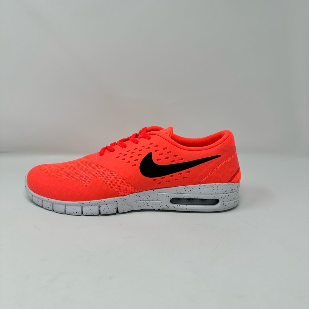 New in Box Men’s Size 10 Nike SB Eric Koston 2 Sneakers Shoes